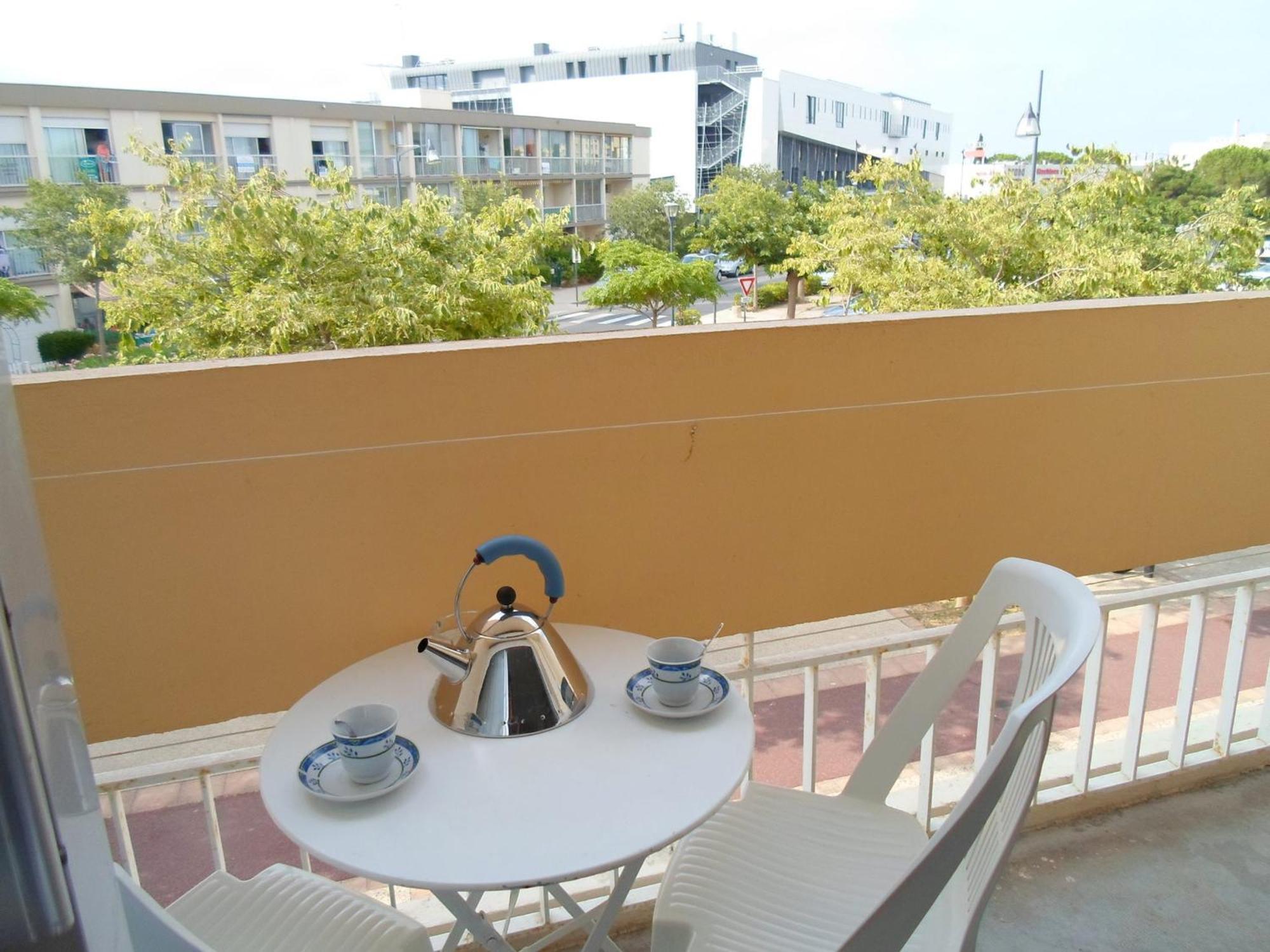 Appartement Climatise Avec Balcon, Parking Prive, Wifi - Proche Thermes Et Etang - Fr-1-503-23 Баларук-ле-Бен Экстерьер фото